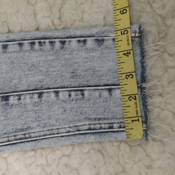 FOREVER 21 High-rise Acid Wash Rhinestone Buckle Jeans - Picture 13 of 13